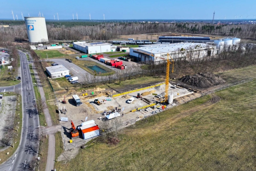 Grundsteinlegung23032026 05-900x600.